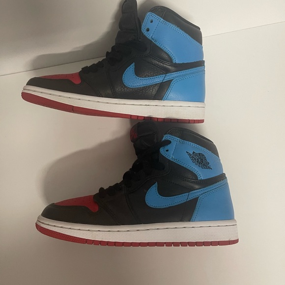 WMNS AIR JORDAN 1 HIGH OG 'UNC TO CHICAGO'. - Picture 10 of 13
